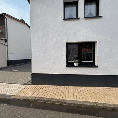 Eifelruhe 0 In Schleiden-gemünd - Ideal Für Paare Und Alleinreisende Mit Hund Apartment